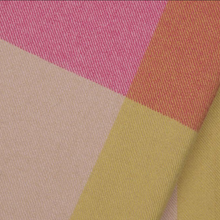 Load image into Gallery viewer, Colour Block Blankets coperta rosa - beige
